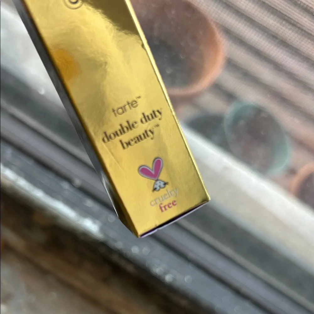 Tarte 3 Piece Kit Maneater Black Mascara,Tan Sand Concealer & Maracuja Juicy Lip - Picture 7 of 16